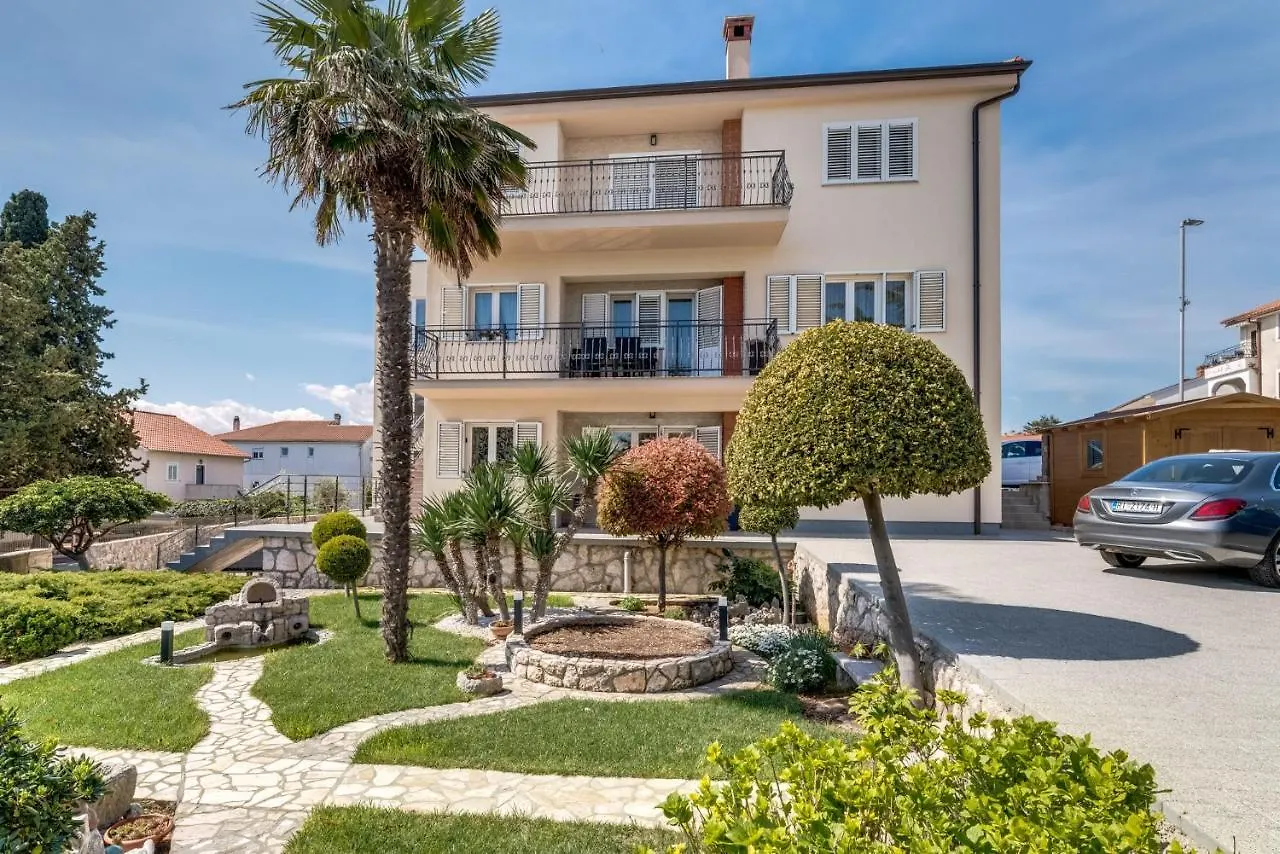 Deluxe Apartment Skyline - Fantastic Sea View Near The Beach Krk Town 0*,