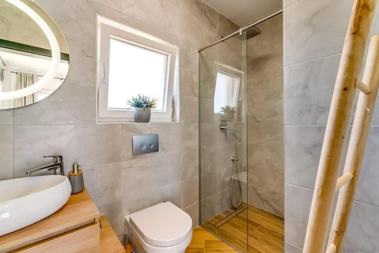 Deluxe Apartment Skyline - Fantastic Sea View Near The Beach Krk Town